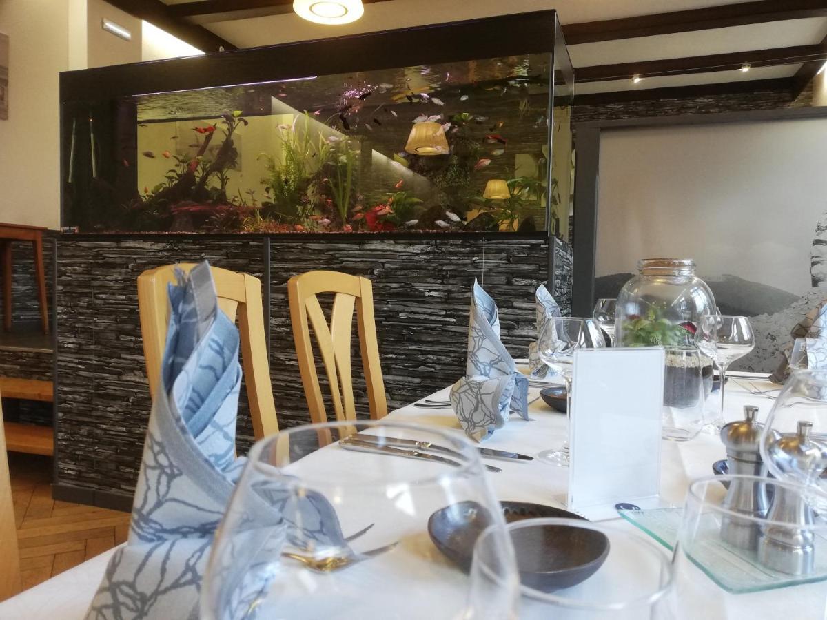 Hotel Restaurant Le Moschenross Thann Exterior foto